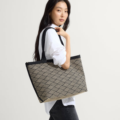 Rothy's The Lightweight Zipper Tote in Polar Zig Zag