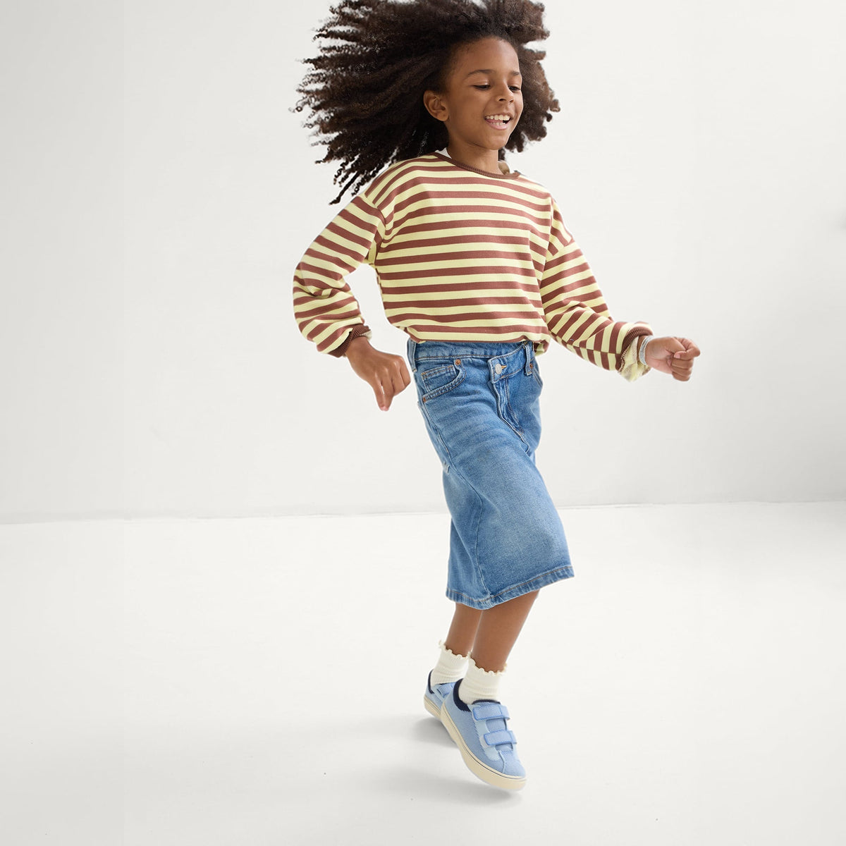 Rothy's The Kids Strap Sneaker in Berry Blue